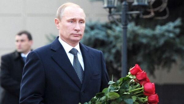 Putin'den Kerimov'un mezarına ziyaret - Sputnik Türkiye