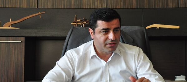 HDP Eş Genel Başkanı Selahattin Demirtaş - Sputnik Türkiye