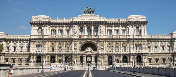 İtalya Yüksek Mahkemesi'ne ev sahipliği yapan Roma'daki Adalet Sarayı - Sputnik Türkiye