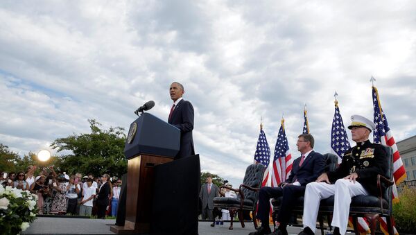ABD Başkanı Barack Obama, Pentagon'daki 11 Eylül törenlerinde. - Sputnik Türkiye