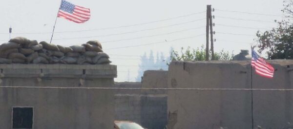 ABD bayrağı Tel Abyad - Sputnik Türkiye
