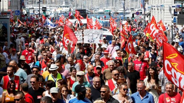 Fransa'da yeni iş kanunu protestoları - Sputnik Türkiye