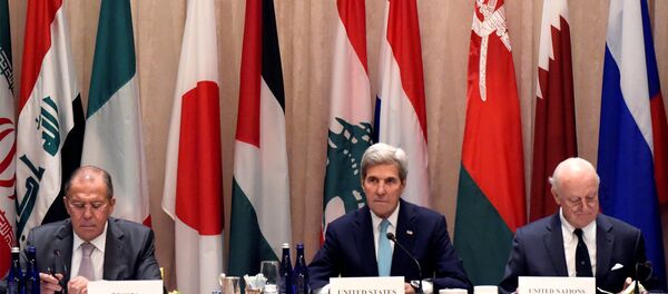 Sergey Lavrov ve John Kerry Uluslararası Suriye Destek Grubu toplantısında biraraya geldi - Sputnik Türkiye