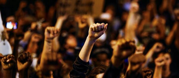 Charlotte'ta gergin gece - Sputnik Türkiye