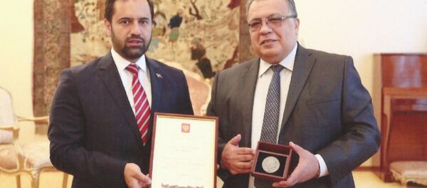 Türk-Rus Toplumsal Forumu Eş Başkanı ve AK Parti İstanbul Milletvekili Ahmet Berat Çonkar, Rusya Federasyonu Ankara Büyükelçisi Andrey Karlov'u ziyaret etti. - Sputnik Türkiye