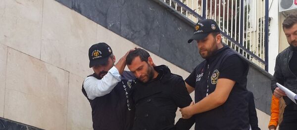 Onur Özbizerdik Onur Özbizerdik - Sputnik Türkiye