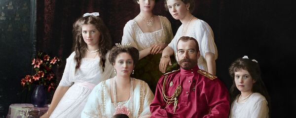 Çar İkinci Nikolay Aleksandroviç Romanov ve ailesi - Sputnik Türkiye