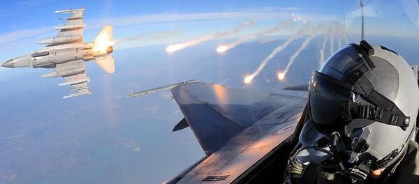 F16 F16 - Sputnik Türkiye