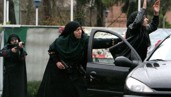 İran kadın çevik kuvvet birimi - Sputnik Türkiye