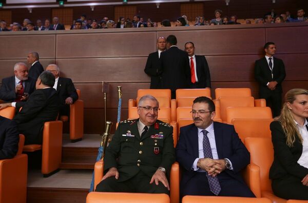 Toplantıya Jandarma Genel Komutanı Orgeneral Güler ve Emniyet Genel Müdürü Altınok da katıldı. - Sputnik Türkiye