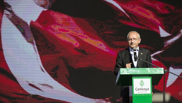 CHP Genel Başkanı Kemal Kılıçdaroğlu-Zülfü Livaneli - Sputnik Türkiye