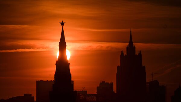 One of the Kremlin towers in Moscow. - Sputnik Türkiye