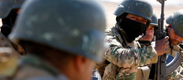 Türk askerlerinin de eğitim verdiği Irak'ın Musul kentine bağlı Başika'daki Zelikan Kampı - Sputnik Türkiye