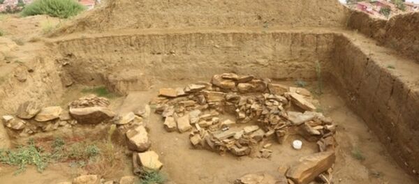 Silivri’deki yılın keşfi olarak görülen 5 bin yıllık kurgan tipi mezar sahipsiz kaldı. - Sputnik Türkiye