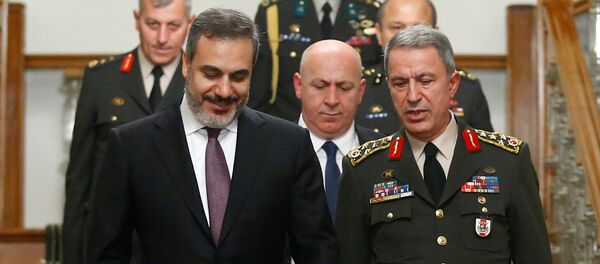 MİT Müsteşarı Hakan Fidan ve Genelkurmay Başkanı Hulusi Akar - Sputnik Türkiye