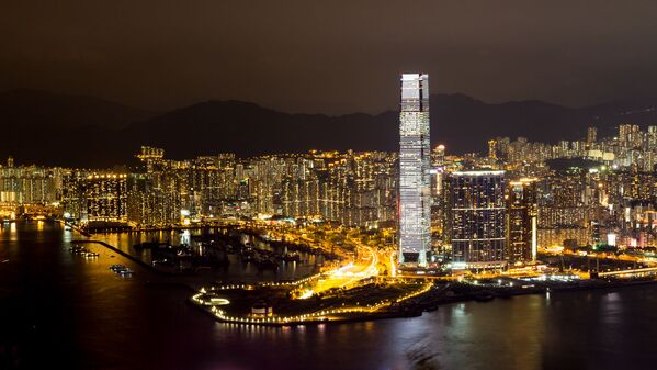 Hong Kong’rta bulunan yüksekliği 484 metre olan uluslararası ticaret merkezi Çin’in en yüksek binaları arasında 3. sırada ve dünyada 6. sırada bulunuyor. - Sputnik Türkiye