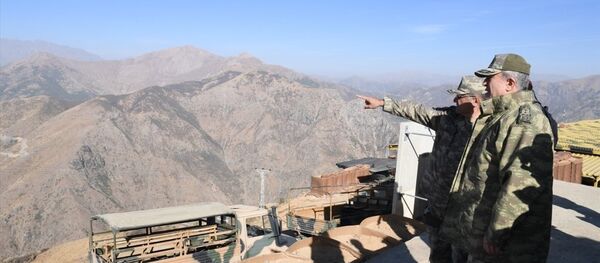 Genelkurmay Başkanı Orgeneral Hulusi Akar - Sputnik Türkiye