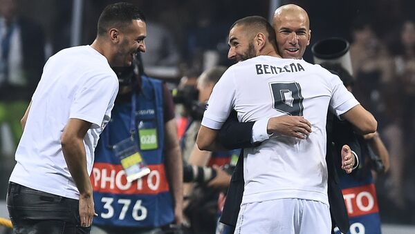 Zinedine Zidane ve Karim Benzema - Sputnik Türkiye
