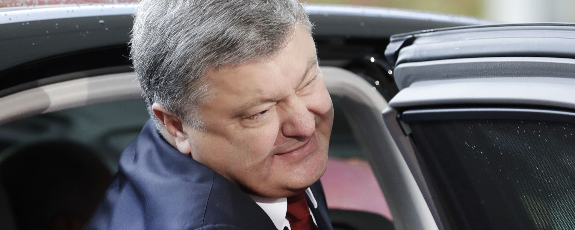 Президент Украины Петр Порошенко приехал на встречу лидеров стран нормандской четверки  в Берлин - Sputnik Türkiye, 1920, 03.12.2023