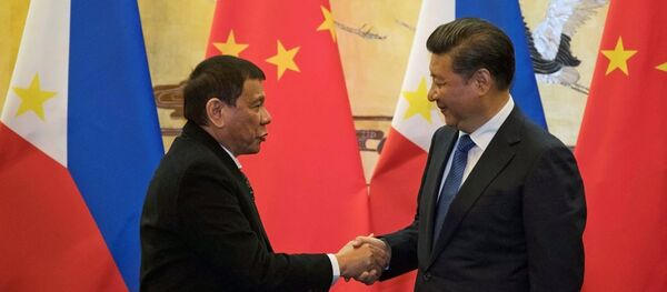 Şi Cinping - Rodrigo Duterte - Sputnik Türkiye