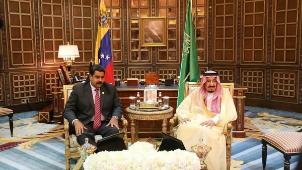 Venezüella Devlet Başkanı Nicolas Maduro - Suudi Arabistan Kralı Selman bin Abdulaziz - Sputnik Türkiye