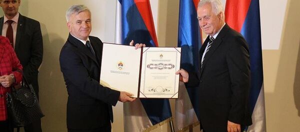 Sırp meclisinden savaş suçlularına teşekkür belgesi - Sputnik Türkiye