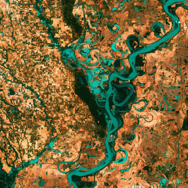 Kuzey Amerika’daki Mississippi Nehri’nin uzaydan görünümü. - Sputnik Türkiye