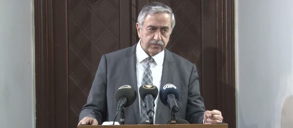 Mustafa Akıncı - Sputnik Türkiye