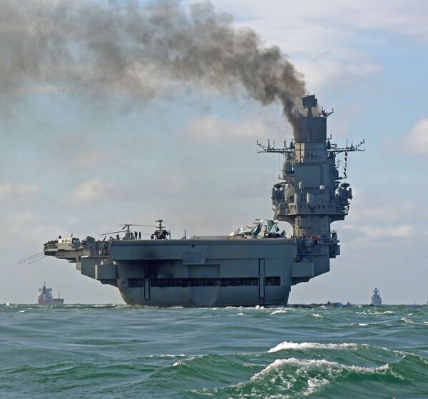 Sovyetler Birliği Filosu Amirali Kuznetsov’un adını taşıyan ağır uçak gemisi. - Sputnik Türkiye