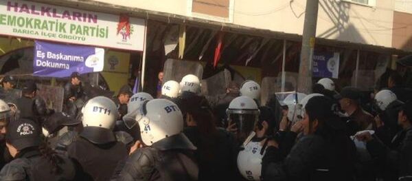 HDP - Kocaeli protesto - Sputnik Türkiye