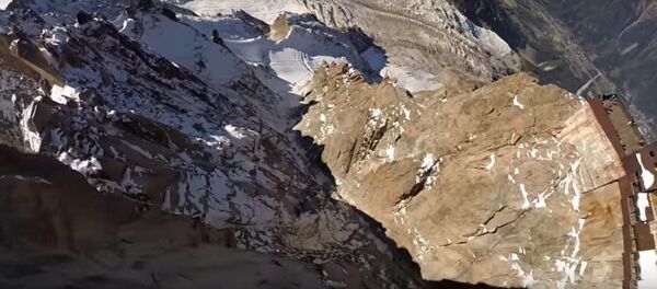 Ölümle yaşam arasında bir atlayış Ölümle yaşam arasında bir atlayış - Sputnik Türkiye