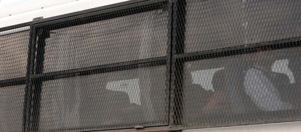 Tutuklanan 9 Cumhuriyet yöneticisi ve yazarı Silivri Cezaevi'ne götürüldü - Sputnik Türkiye