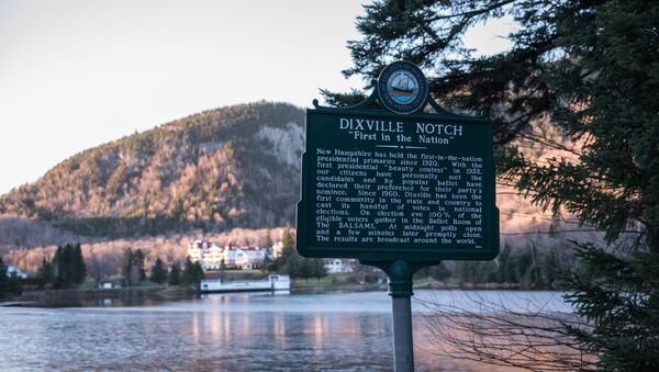 A sign indicating the village of Dixville Notch in New Hampshire, seen November 7, 2016, is where the first voting takes place in the 2016 US presidential election - Sputnik Türkiye