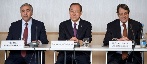 Mustafa Akıncı - Ban Ki-mun- Nikos Anastasiadis - Sputnik Türkiye