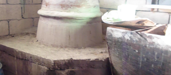 Suriyeliler tüm tehlikelere rağmen evlerinde şarap ve rakı üretiyor - Sputnik Türkiye