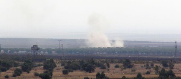 Kilis’in karşısında bulunan Suriye’nin Azez ilçesindeki Esselame Sınır Kapısı’nın kontrolü nedeniyle çıkan anlaşmazlık sonucu Özgür Suriye Ordusu (ÖSO) bünyesindeki iki grup arasında çatışma çıktı. - Sputnik Türkiye
