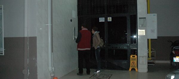 İzmir merkezli 3 ilde FETÖ operasyonu - Sputnik Türkiye