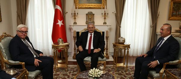 Başbakan Binali Yıldırım, Almanya Dışişleri Bakanı Frank-Walter Steinmeier'i kabul etti. - Sputnik Türkiye