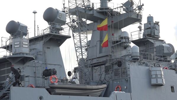 Suriye kıyılarına yaklaşan Rusya Karadeniz Filosu’nun öncü koruma gemisi Admiral Grigoryeviç. - Sputnik Türkiye