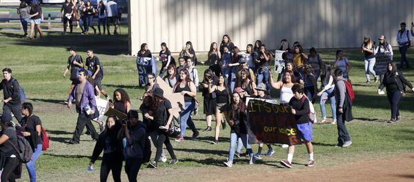 Trump karşıtı öğrenci protestoları Trump karşıtı öğrenci protestoları - Sputnik Türkiye