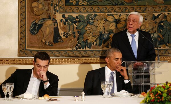 Pavlopulos'un Obama onuruna verdiği yemeğe Yunanistan Başbakanı Aleksis Çipras da katıldı. - Sputnik Türkiye
