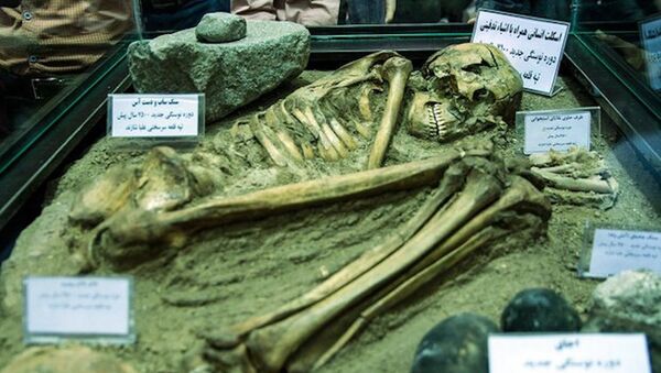 İran’da 7.500 yaşındaki iskelet sergilendi - Sputnik Türkiye