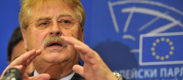 Avrupa Parlamentosu Dış İlişkiler Komisyonu Başkanı Elmar Brok - Sputnik Türkiye