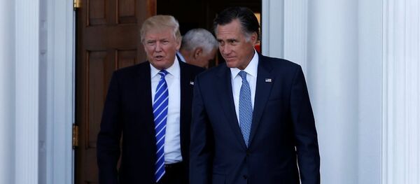 Mitt Romney - Donald Trump - Sputnik Türkiye