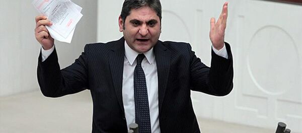 Aykut Erdoğdu Aykut Erdoğdu - Sputnik Türkiye