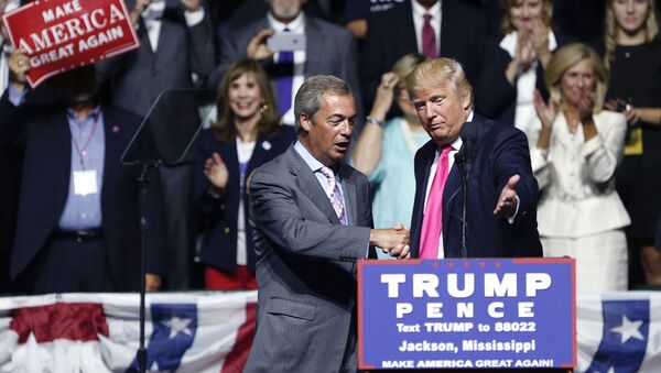 Donald Trump- Nigel Farage - Sputnik Türkiye