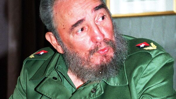 Küba Devlet Başkanı Raul Castro, devlet televizyonundan yaptığı açıklamada abisi Fidel Castro'nun yaşamını yitirdiğini açıkladı. - Sputnik Türkiye