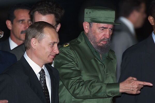 Putin ve Fidel Castro 2000 yılında Havana'da - Sputnik Türkiye