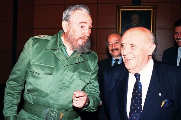 Fidel Castro, 1996’da İstanbul’da Cumhurbaşkanı Demirel ile de görüşmüştü. - Sputnik Türkiye
