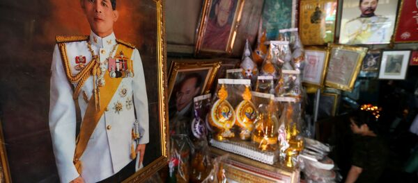 Tayland'ın yeni kralı Maha Vajiralongkorn Tayland'ın yeni kralı Maha Vajiralongkorn - Sputnik Türkiye